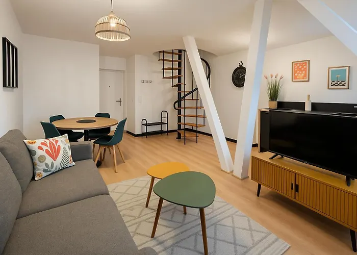 Apartamento Duplex Chaleureux Au Coeur De La
